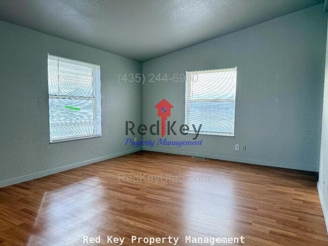 Building Photo - S. Main St. Single Family Home