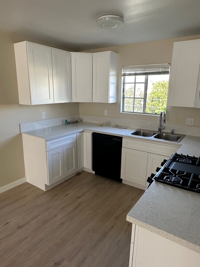 Building Photo - 500 S 3rd St