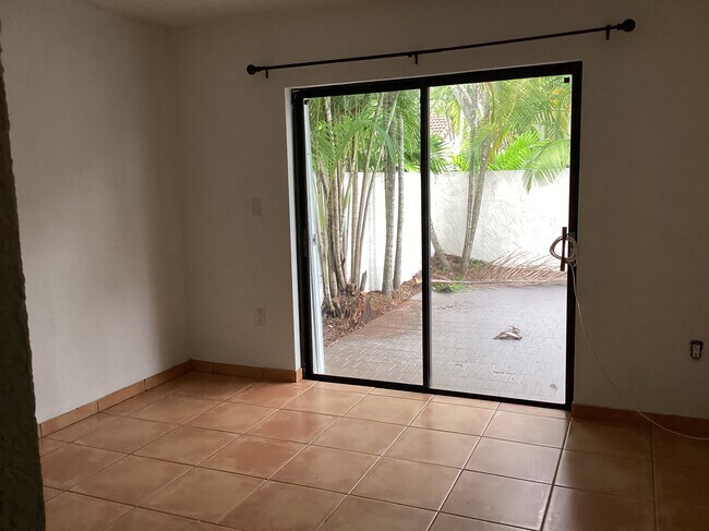 Building Photo - 11727 SW 107th Ln