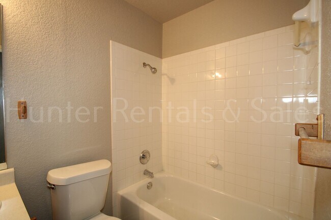 Building Photo - 3-Bedroom Home in North Killeen