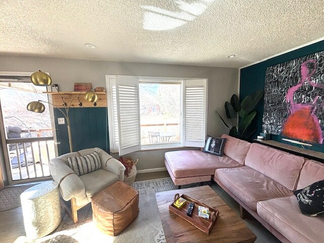 Building Photo - 6174 Otis St