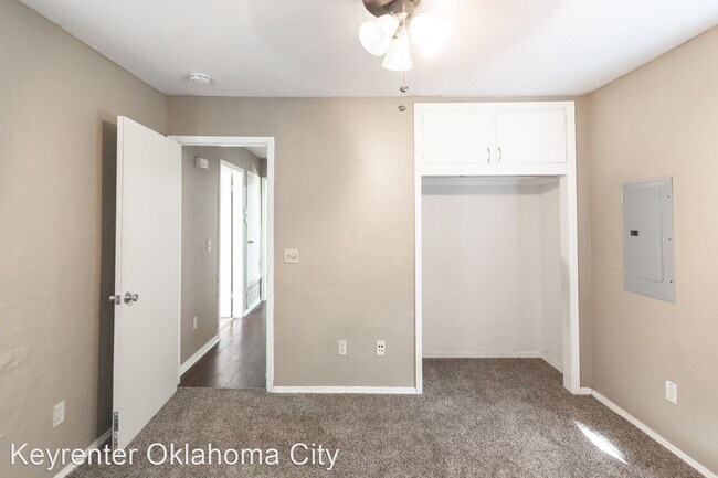 Building Photo - 3 br, 1 bath House - 1738 N Meridian Ave