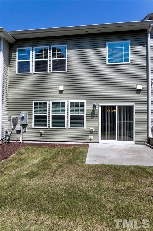 Building Photo - 377 Durants Neck Ln