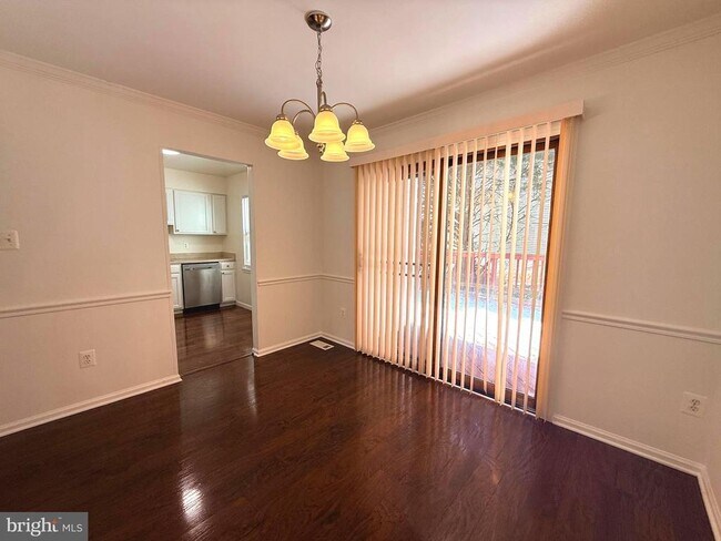 Building Photo - 5726 Edgewater Oak Ct