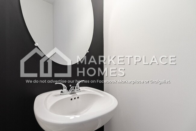 Building Photo - 4335 Shaffer Ct