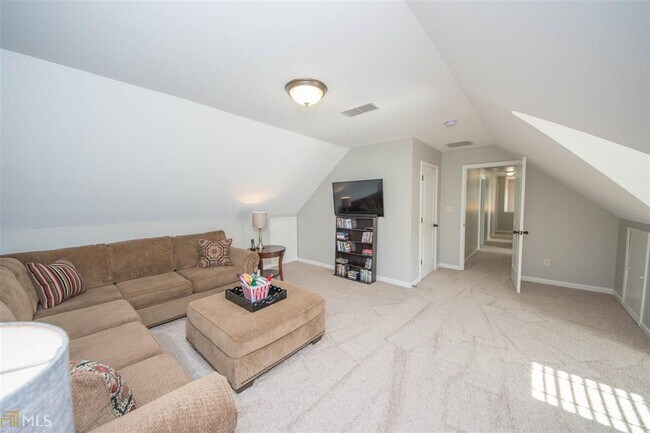 Building Photo - Hurry and show this 5 bedroom, 3 full bath home on a finished basement!!! Move in ready in desira...