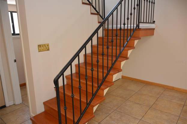 Building Photo - 493 Meadowood Blvd