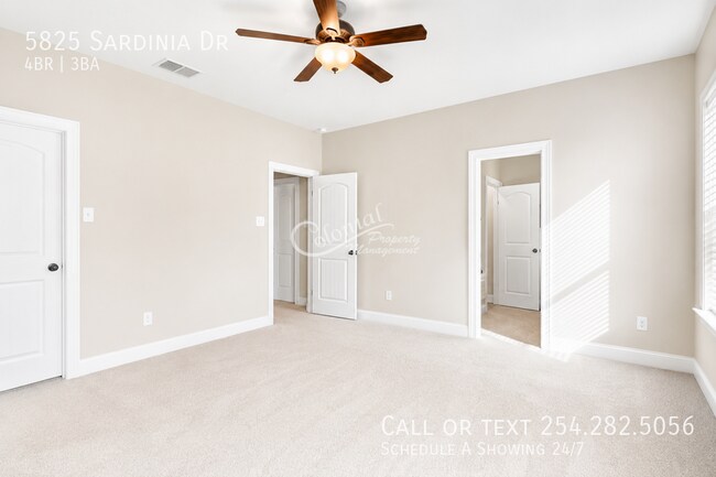 Building Photo - 5825 Sardinia Dr