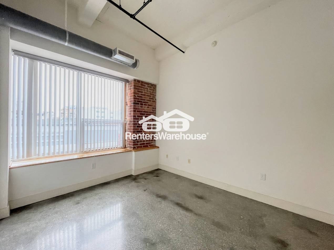 Building Photo - 500 Granby St
