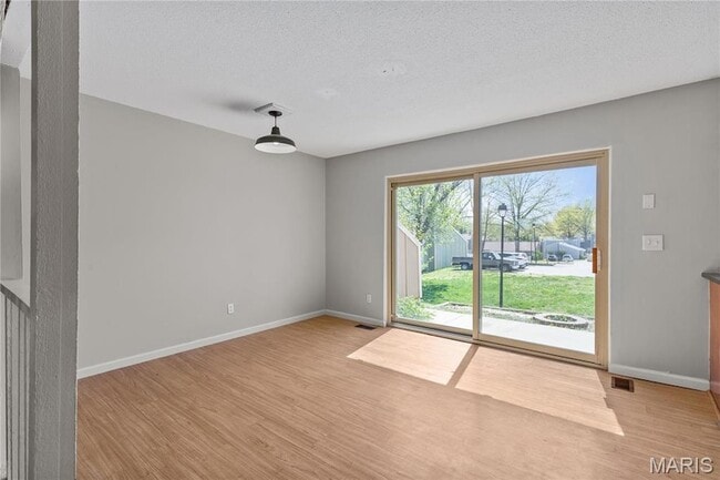 Building Photo - 147 Harbor View Dr