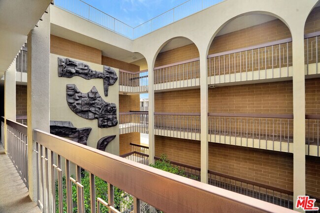 Building Photo - 1300 Midvale Ave