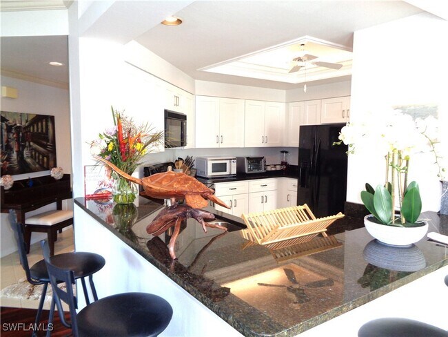 Building Photo - 6260 Bellerive Ave