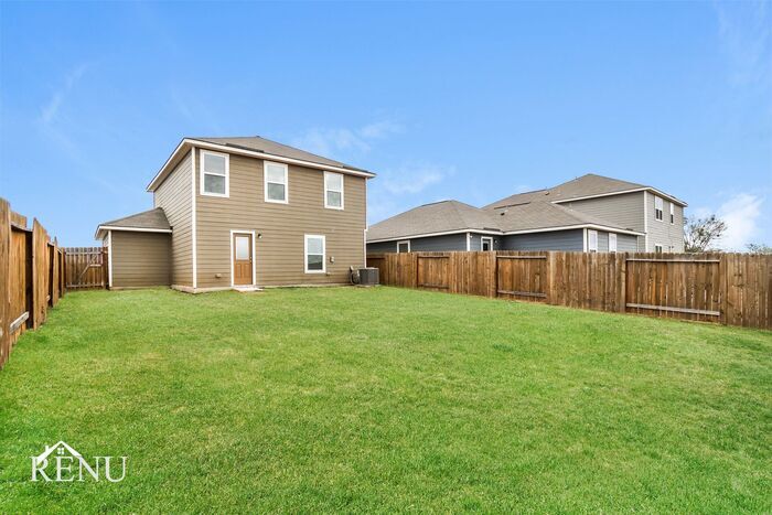 Building Photo - 11030 Yonder Flts