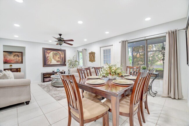 Building Photo - 3492 La Mar Ct