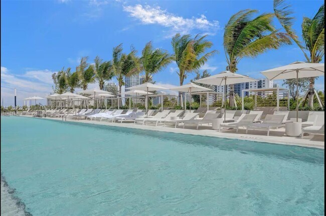 Building Photo - 580-572 72nd St