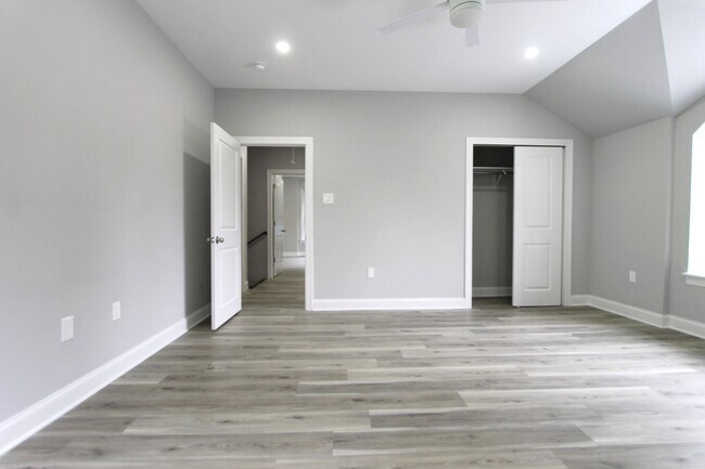 Building Photo - Stunning House on the Grounds of the Awbury Arboretum (3BD/2.5BT)