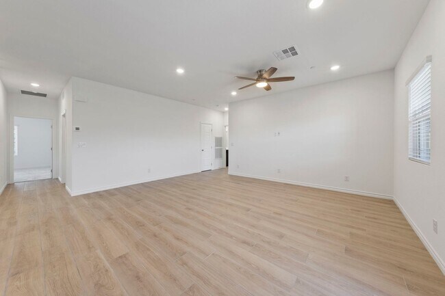 Building Photo - New Henderson Gated Active Adult Community!