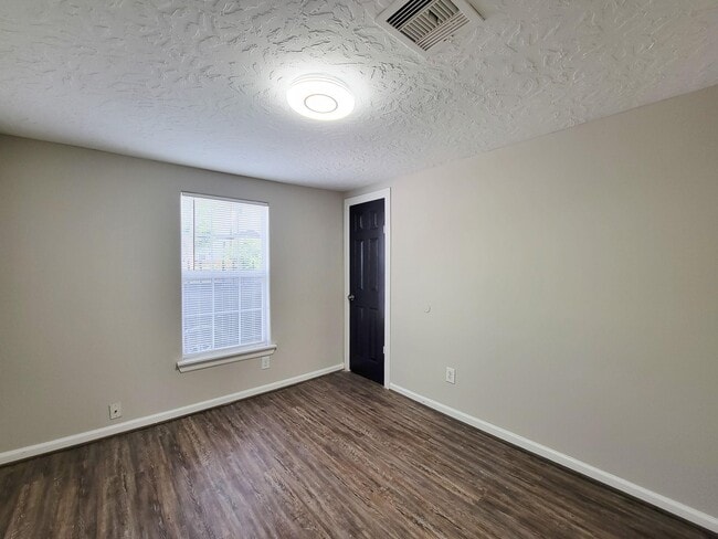 Building Photo - 3416 Europa St