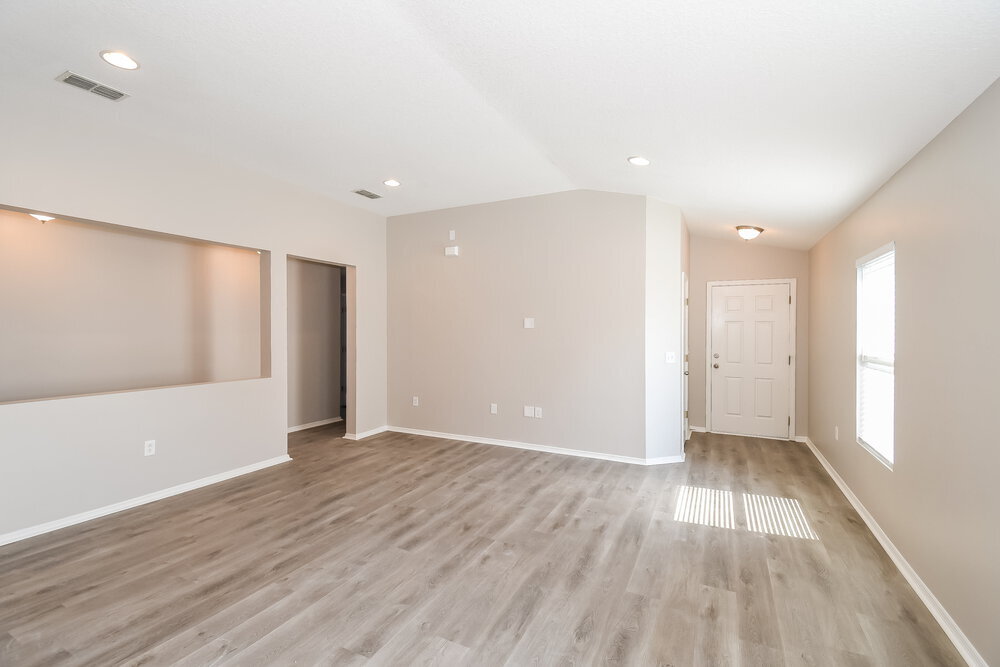 Building Photo - 11732 Silver Hill Dr