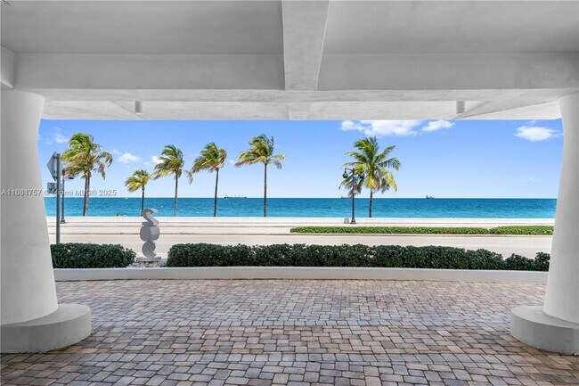Building Photo - 209 N Fort Lauderdale Beach Blvd