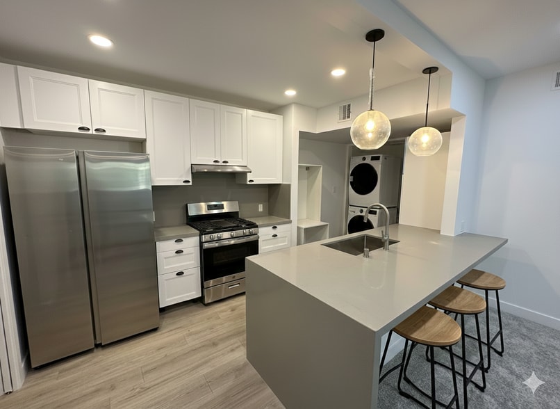 Building Photo - 1663 Veteran Ave