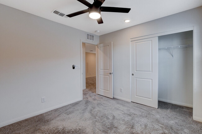 Building Photo - 8439 Vacarez Dr