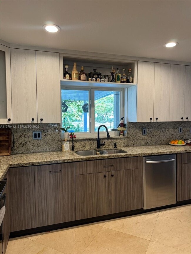 Building Photo - 10973 NW 53rd Ln