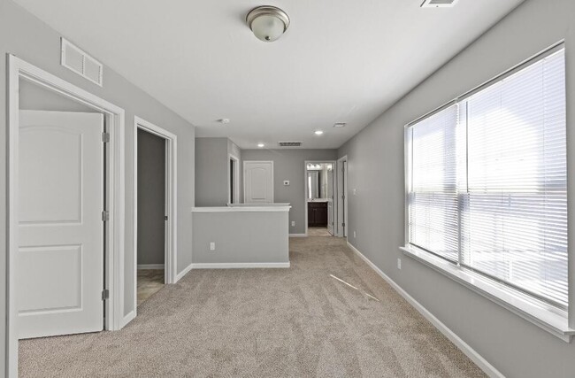 Building Photo - 6064 Arbor Wds Wy