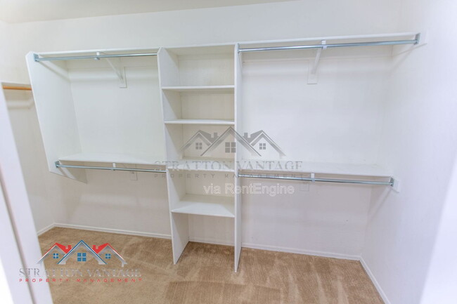 Building Photo - 14099 W Riviera Dr