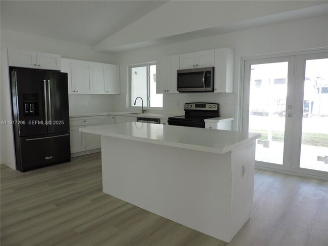 Building Photo - 849 NW 12th St