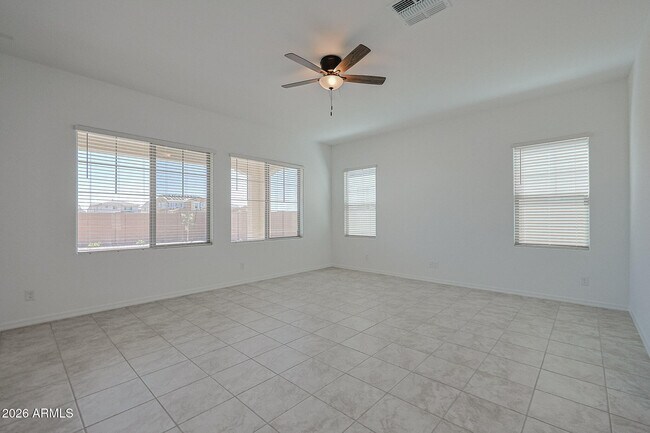 Building Photo - 7671 W Smoketree Dr