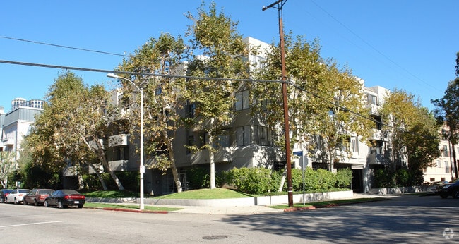 Building Photo - Westwood Apartments