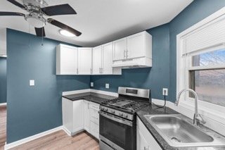 Building Photo - 404 N Superior St