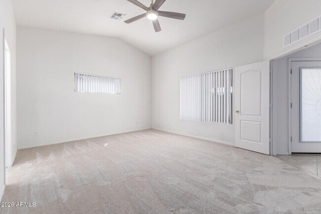Building Photo - 15847 W Saguaro Ln