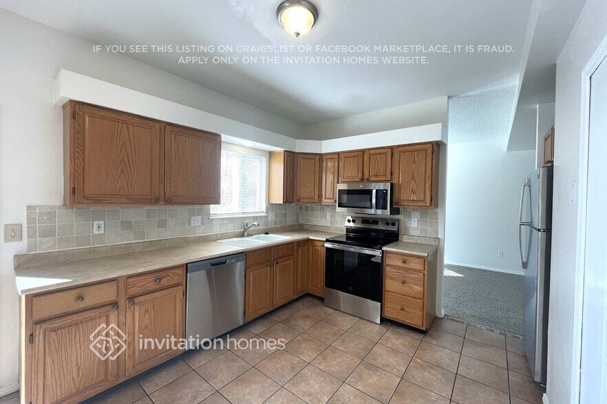 Building Photo - 7920 Camfield Cir