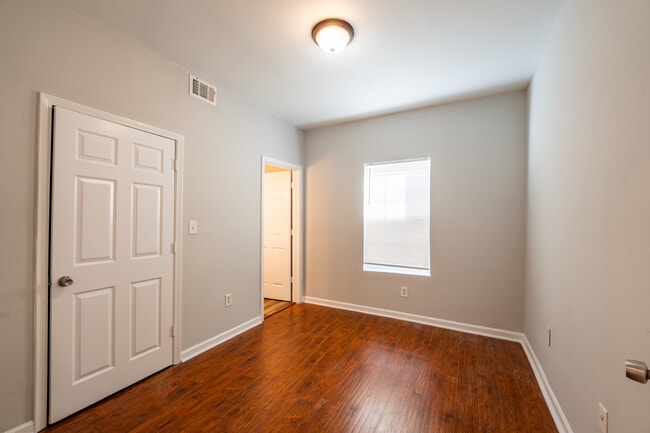 Building Photo - 572 John Wesley Dobbs Ave NE