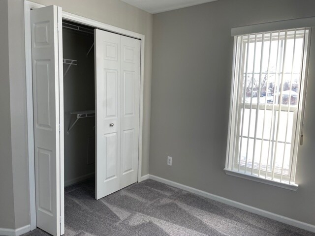 Building Photo - 8457 Towne Center Cir