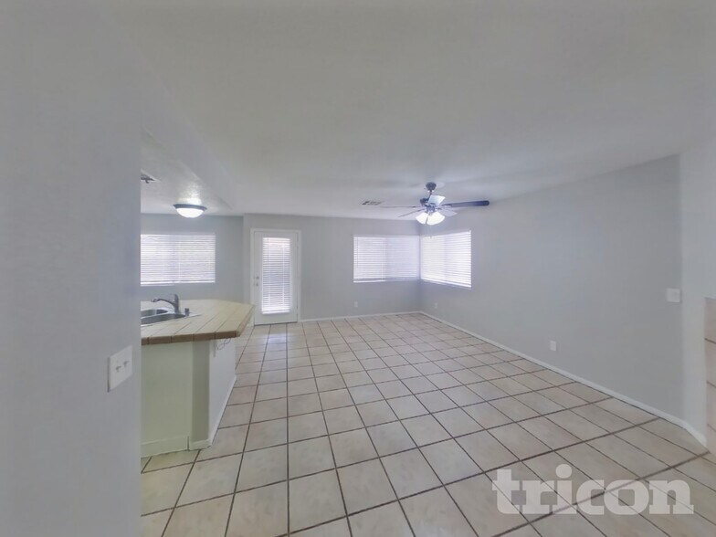 Building Photo - 2881 Deep Creek Ln