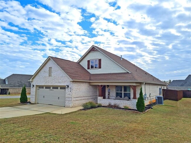 Primary Photo - 919 Wheat Ridge Dr