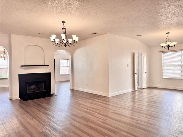 Building Photo - 201 Yosemite Dr