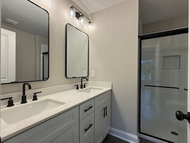 Building Photo - Brand New Townhomes For Lease in WestEnd