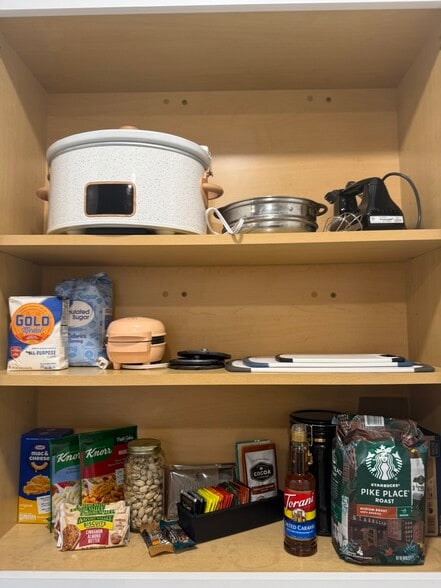 Building Photo - 826 7th Ave N