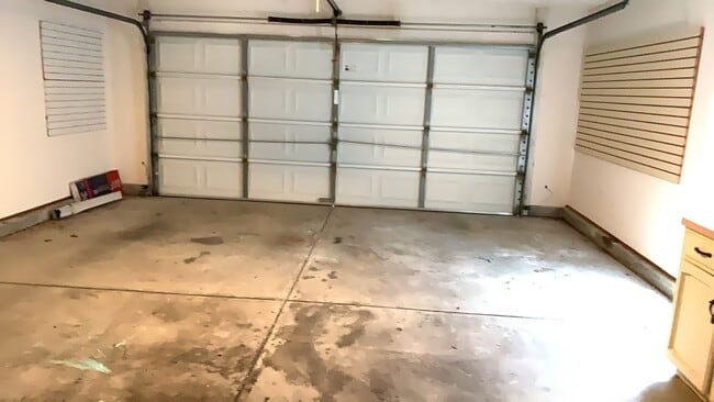 Building Photo - 3-Bedroom, 2-Baths located in desirable Ar...