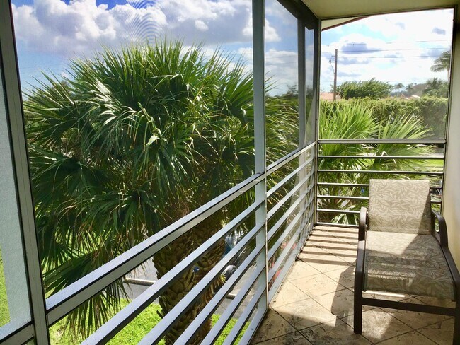 Building Photo - 336 Brighton H