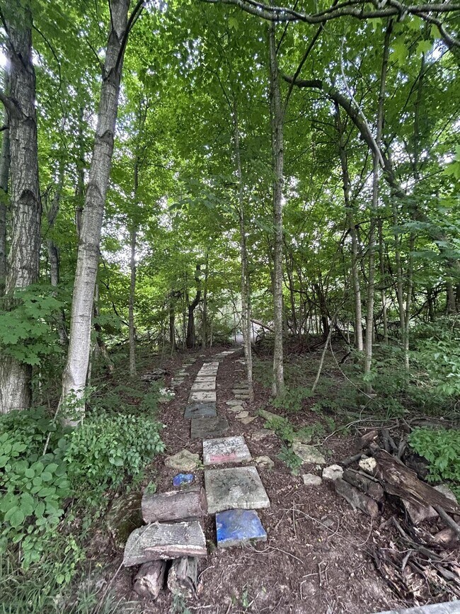 Building Photo - 7093 S Section Line Rd