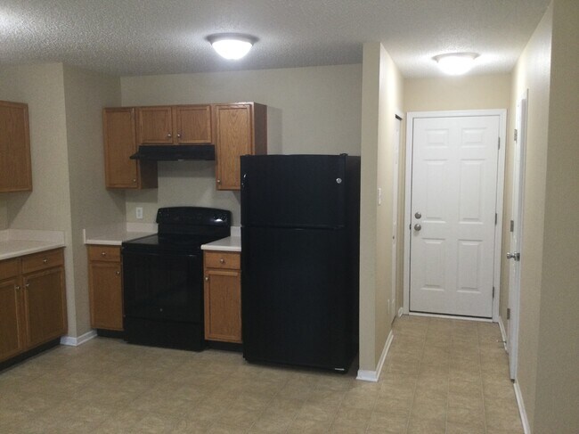 Building Photo - 1071 Highpointe Boulevard