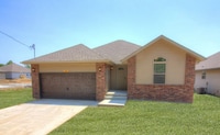 Building Photo - 3 Bedroom Springfield Home in Willard School Districts with Fenced in Yard