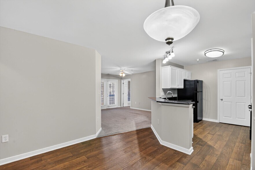 Renovated Kitchen 2 - Kilburn Crossing