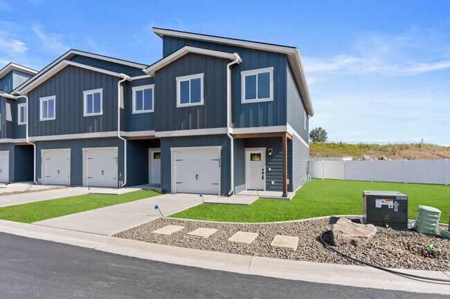 Building Photo - 3578 Blaze Lp