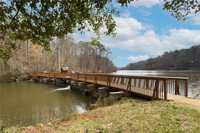 Building Photo - 118 Thrush Dr